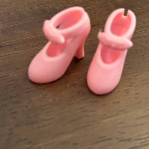 9 pairs of Barbie Doll Shoes Pink Purple Red Green Orange Open Toe Ballet Heels - Picture 7 of 10